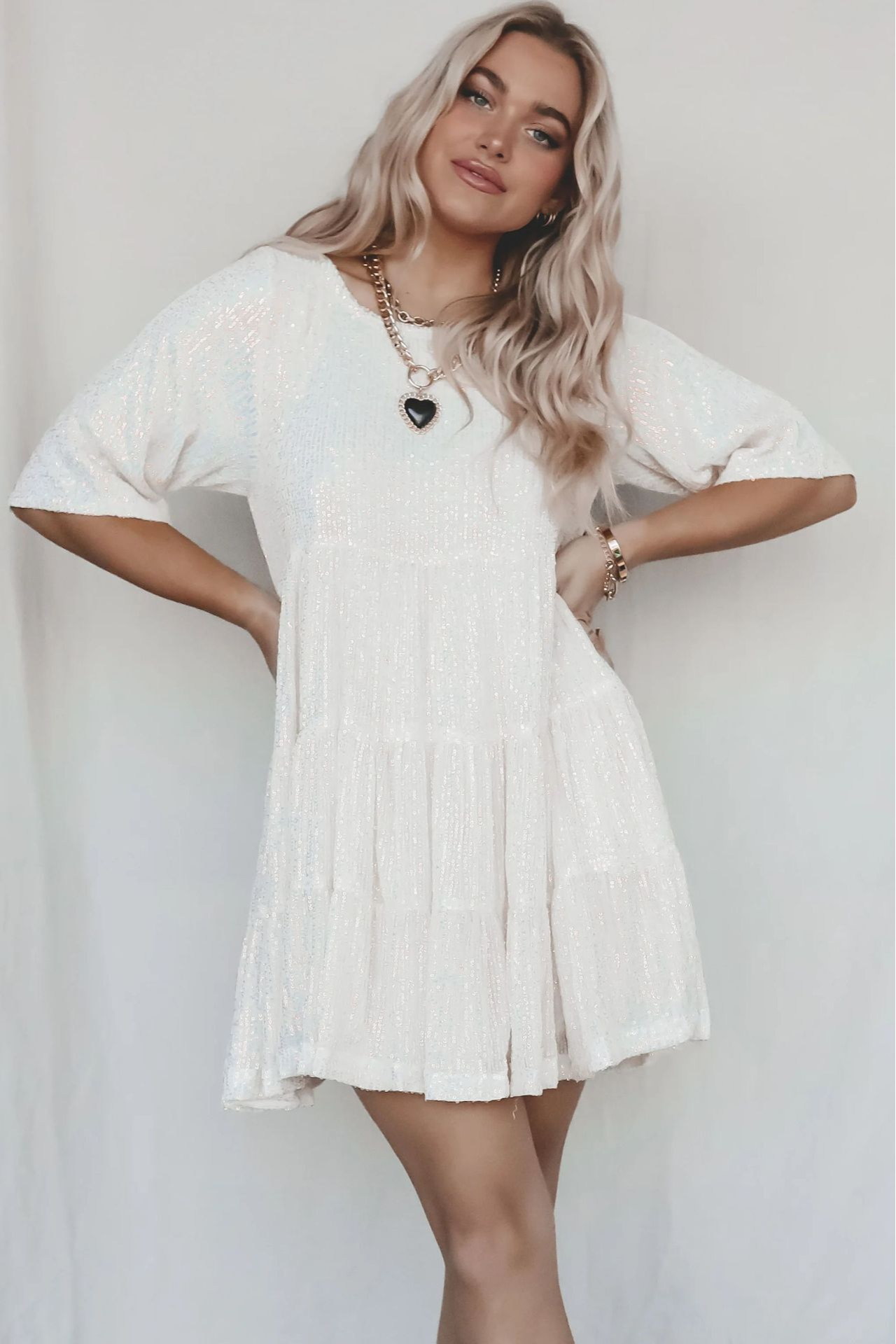 Lilia™ | Elegantes, lockeres Festkleid mit Pailletten