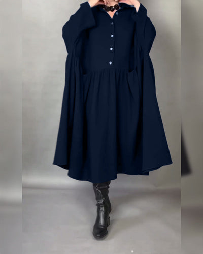 Übergroßes A-Linien-Kleid mit Knopfkragen