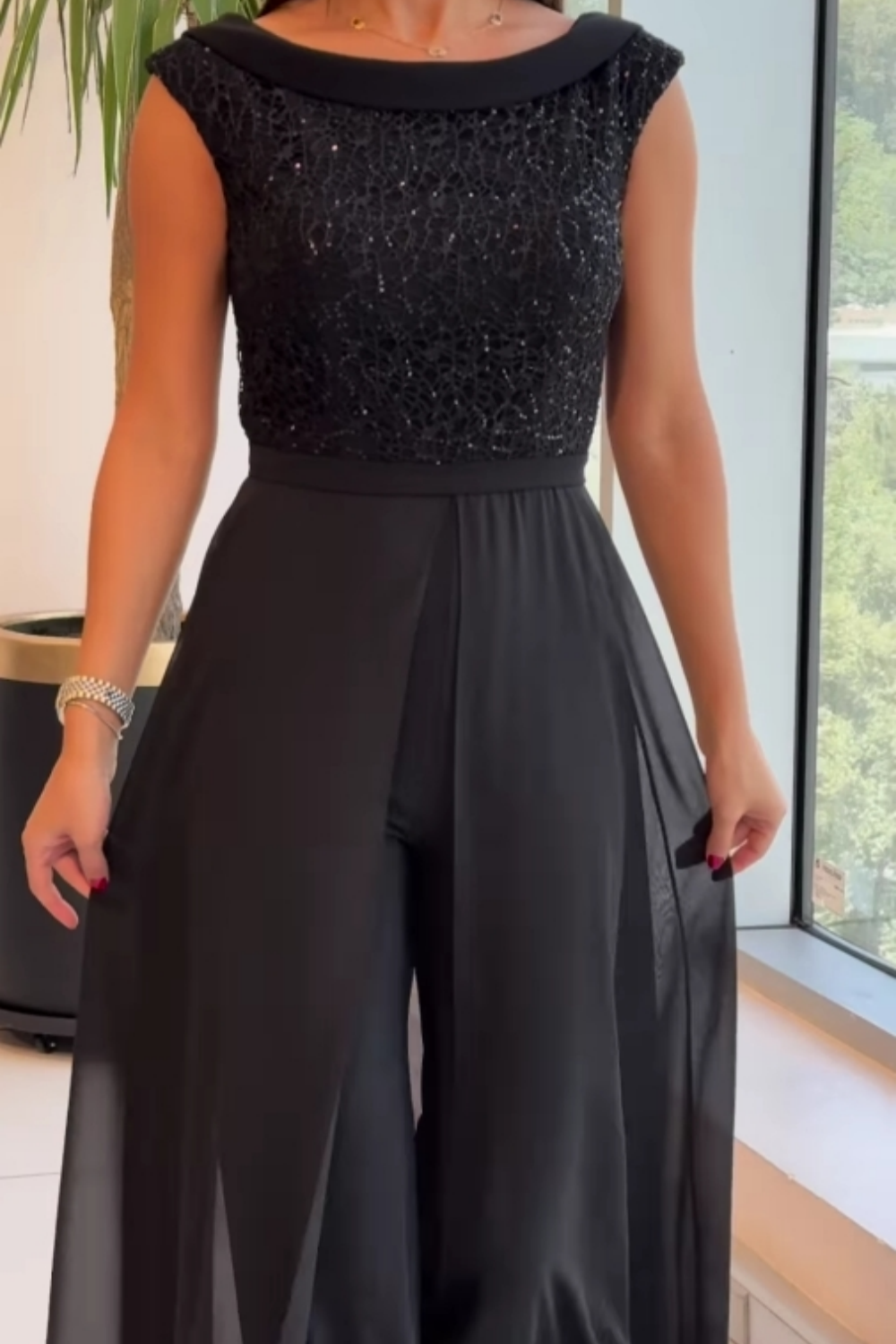 Louna™ | Stilvoller ärmelloser Jumpsuit