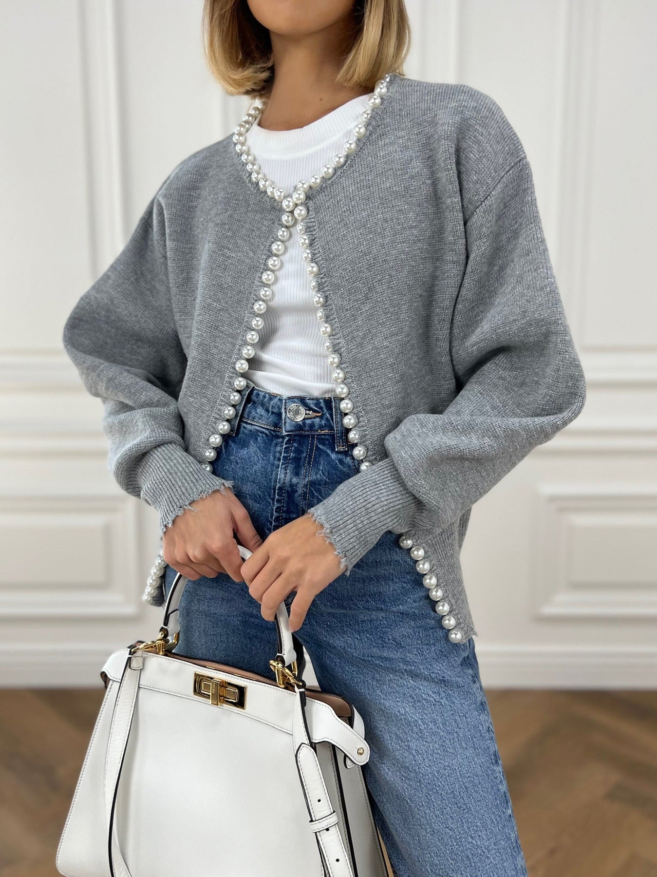 Olivia - Schicker Perlen-Cardigan