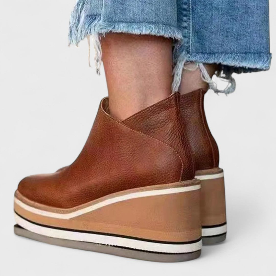 Solvina - Elegante Wasserdichte Stiefel