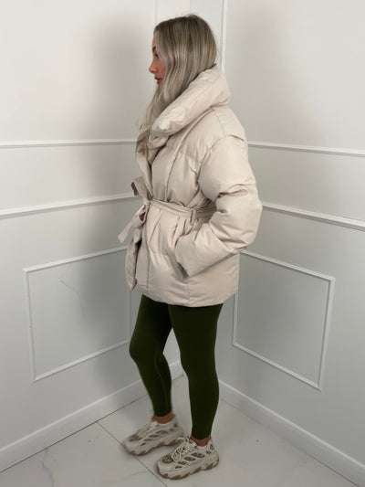 KARLY - Kurze Gürteltaschen-Pufferjacke