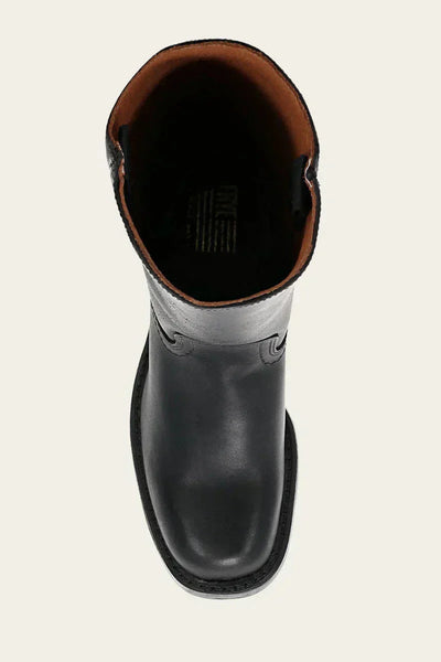 Delia – Kniehohe Stiefel mit schmaler Passform und strukturierter Sohle