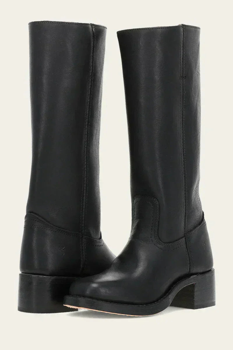 Delia – Kniehohe Stiefel mit schmaler Passform und strukturierter Sohle