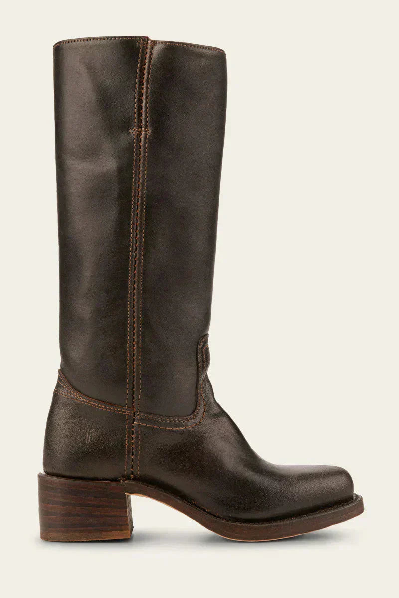 Delia – Kniehohe Stiefel mit schmaler Passform und strukturierter Sohle