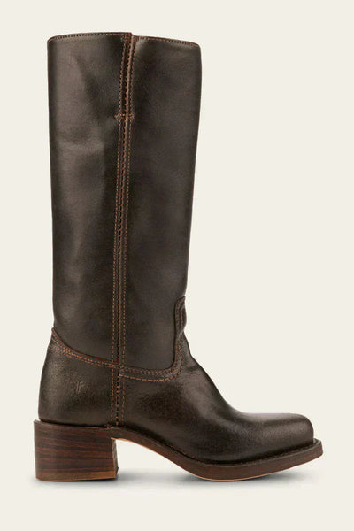 Delia – Kniehohe Stiefel mit schmaler Passform und strukturierter Sohle