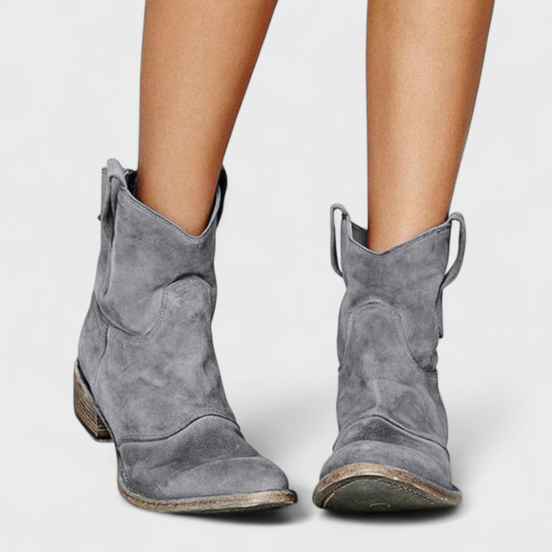 Carlotta - Zeitlose Stiefeletten