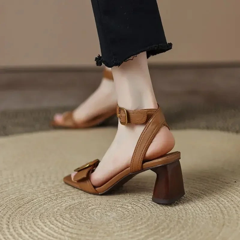 Naomi - Stilvolle Mary Janes