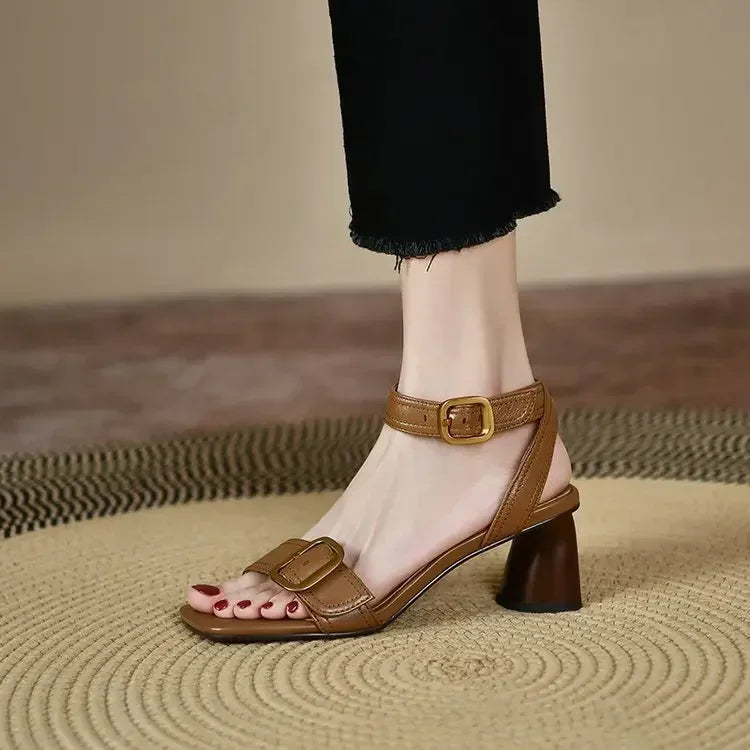 Naomi - Stilvolle Mary Janes