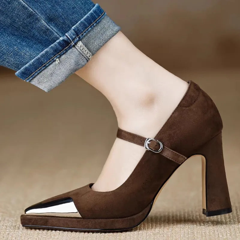 Mora - Elegante Mary Janes