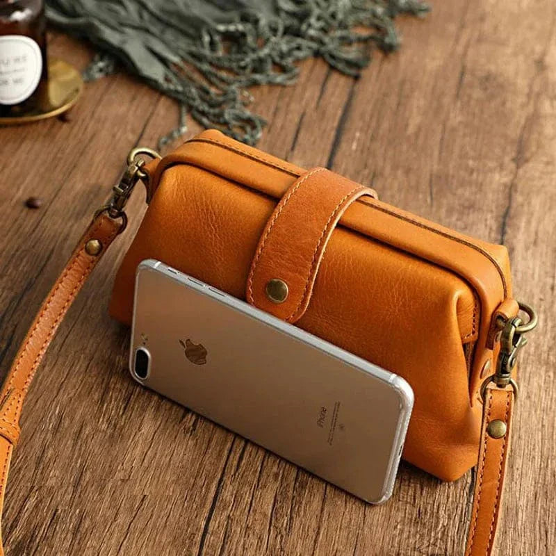 Ivy - Mini-Leder-Crossbody