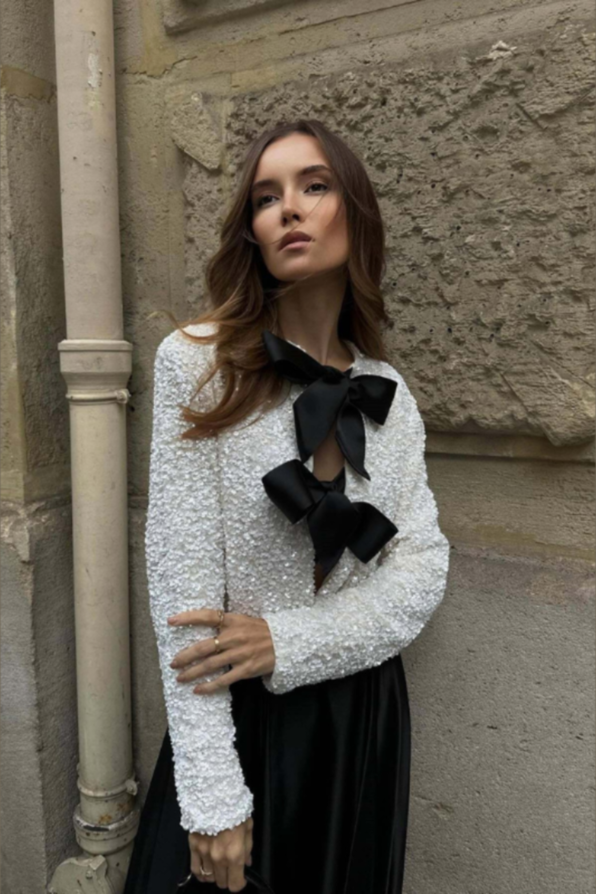 Noria™ | Moderne schicke Bluse mit Schleifenakzenten