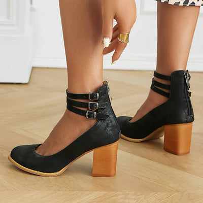 Caa™ | Glattleder-Sandalen mit Knöchelriemen und breitem Absatz