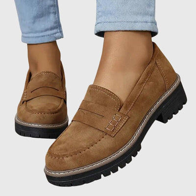 Melania | Zeitlose Wildleder Slipper