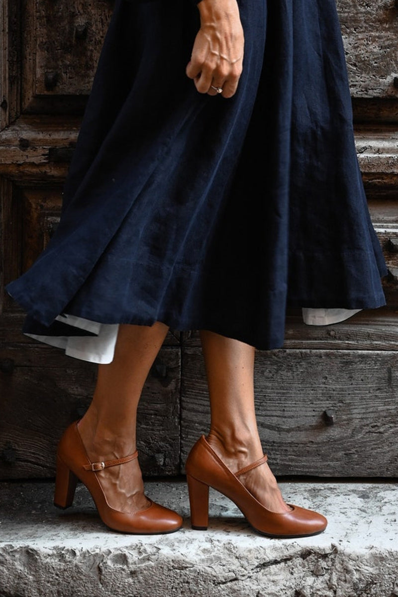 Caella™ | Alltags-Sandalen mit Riemen und einem kleinen Absatz