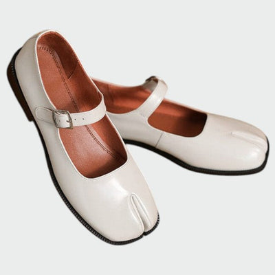 Olivia - Split-Toe Schnallen-Mary Janes