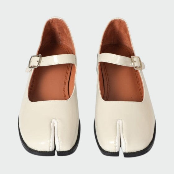 Olivia - Split-Toe Schnallen-Mary Janes