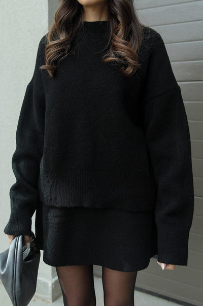 SOFIA – Pullover und Rock mit lockerer Passform