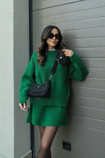 SOFIA – Pullover und Rock mit lockerer Passform